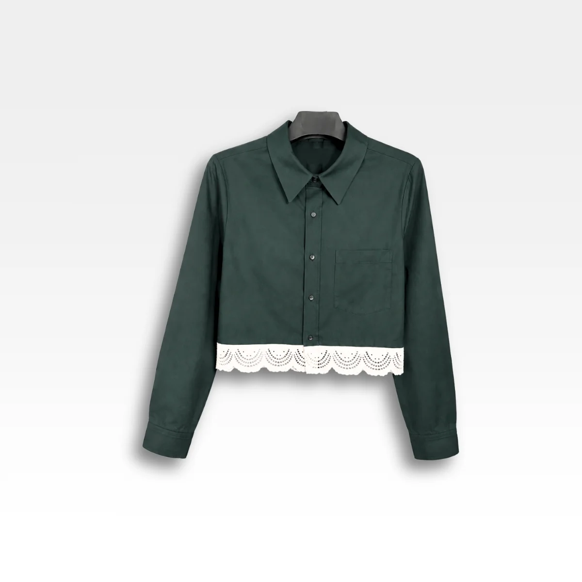 Chemise crop upcyclée en flanelle & dentelle